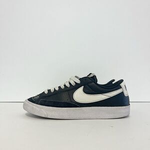 Nike Blazer Low ‘77 GS Black White Leather Vtg Classic 2021 DA4074-002 Sz 5.5Y